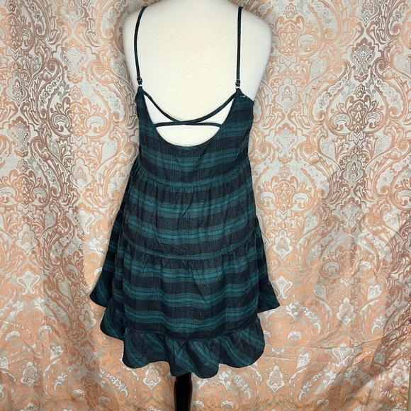 Forest Green Plaid Babydoll Dress - Picture 2 of 4